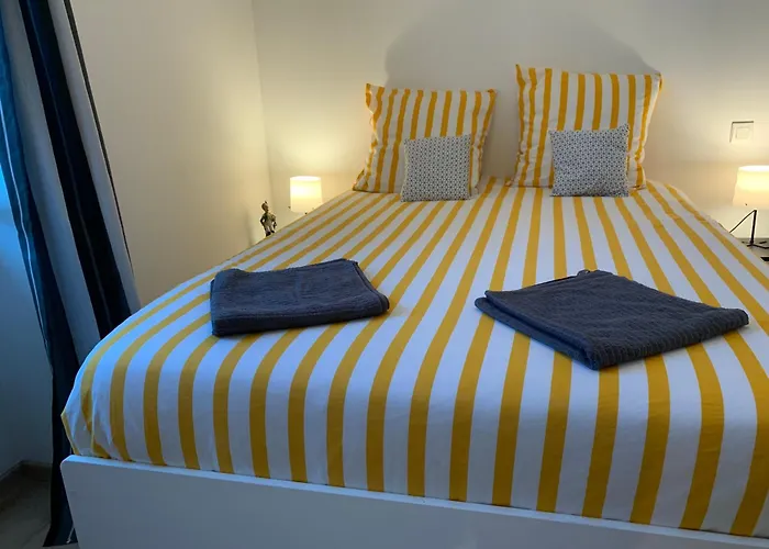 Biarritz Centre, Pres Avenue De Verdun, Cosy Apt 2 Pieces , Salon , Chambre Separe, Rue Tres Calme A 10 Minutes A Pied De La Grande Plage