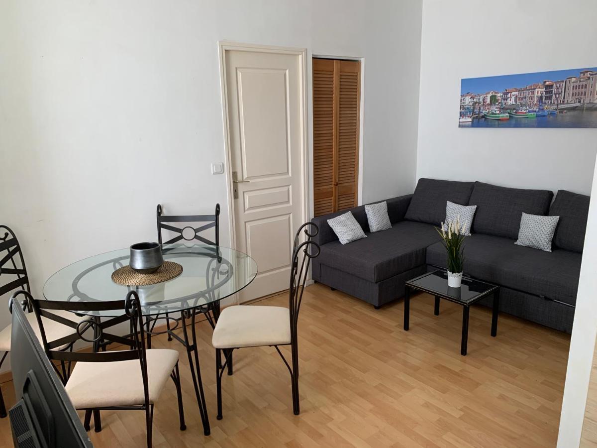Centre, Pres Avenue De Verdun, Cosy 2 Pieces , Salon , Separe, Rue Tres Calme A 10 Minutes A Pied De La Grande Apartment Biarritz